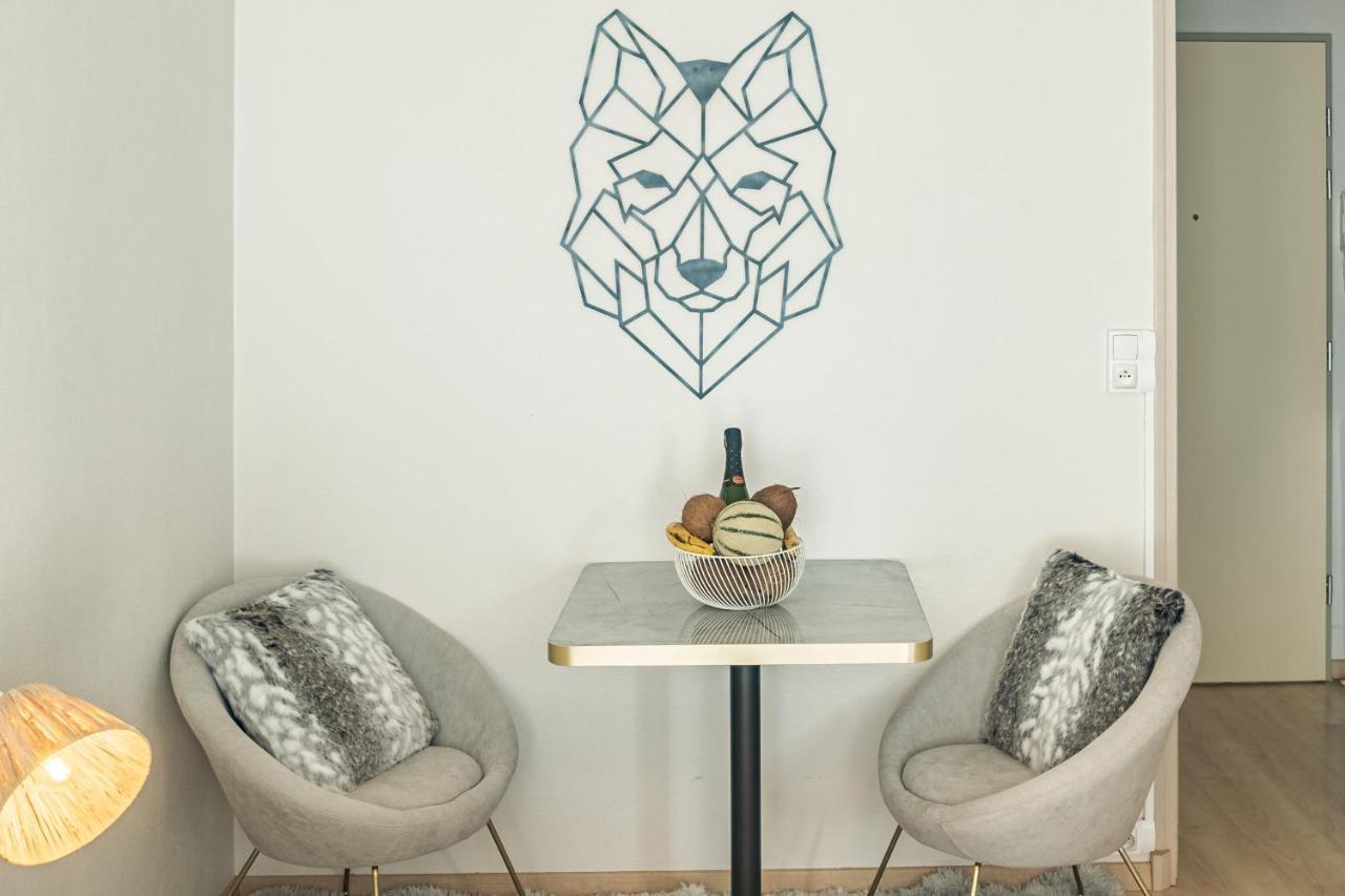 Appartement Voltaire Wolf - 5 Min Hypercentre - Parking Prive Troyes